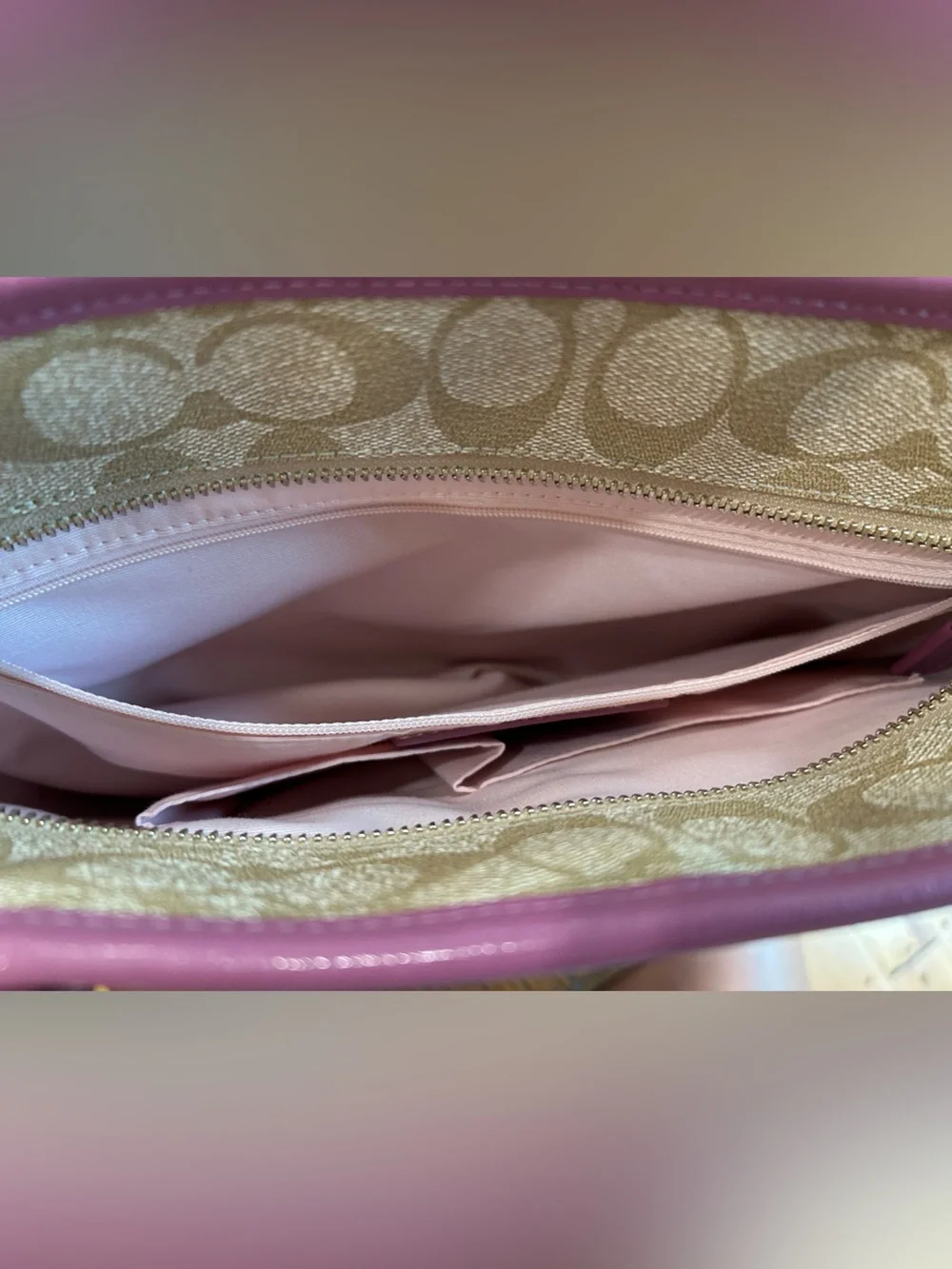 Coach Peyton Signature Heritage Tote EUC